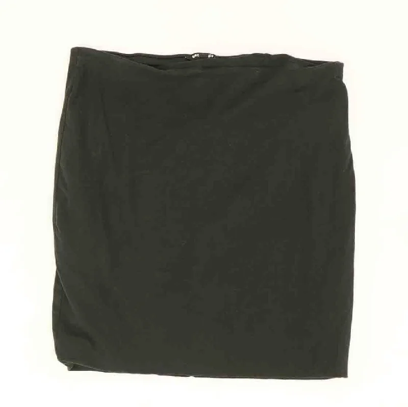 Black Solid Mini Skirt