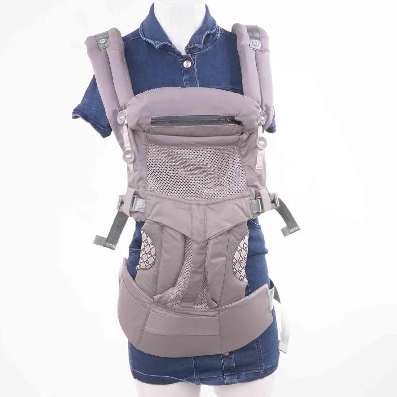 Gray Geometric Infant Carrier