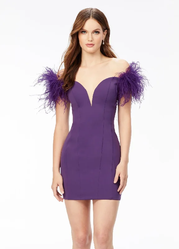 Ashley Lauren 4523 Size 8 Orchid Feather Scuba Cocktail Dress v neck Homecoming Gown